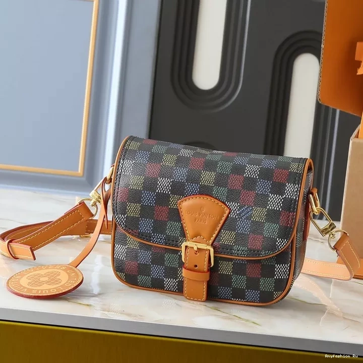 Vuitton 1212 WellDesigned Louis Bags Messenger 0123